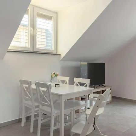 Linda Διαμέρισμα *